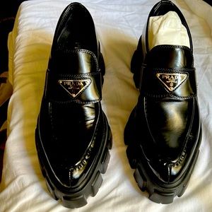 Women platform shoes